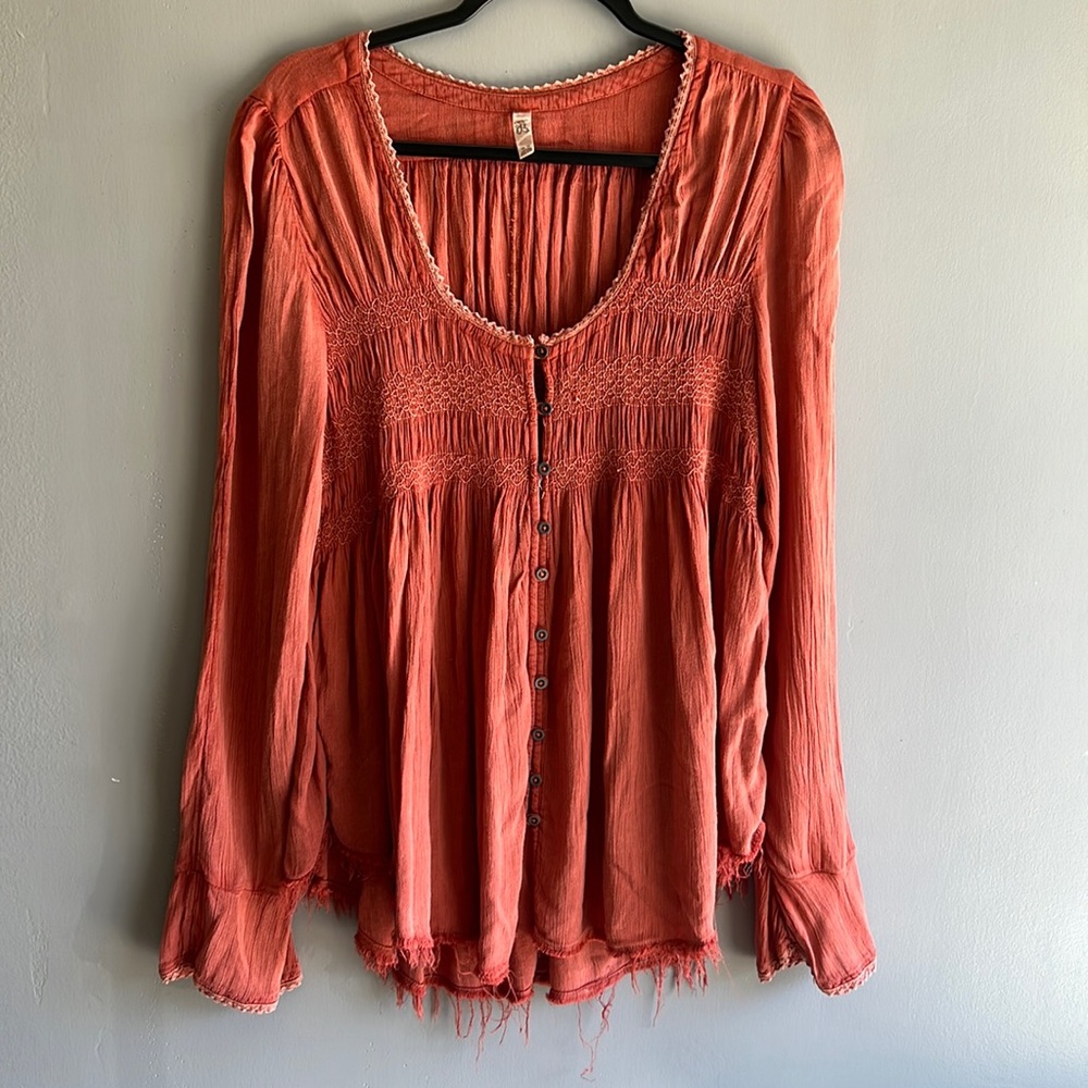 Free people long sleeve blouse great condition size M